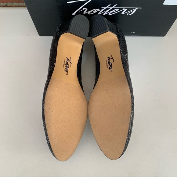 Trotters Women's Jamie Navy Snake Leather Mary Jane Pump Heels Size US 6.5 N - Picture 7 of 9